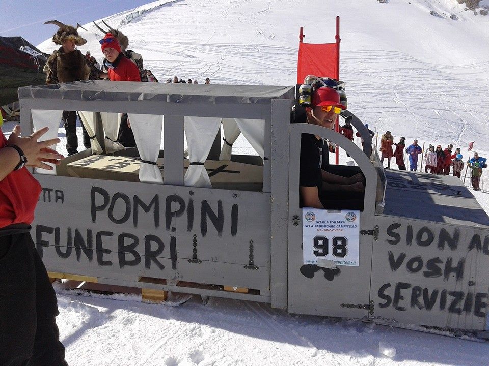 Festa sulla neve al Des Alpes